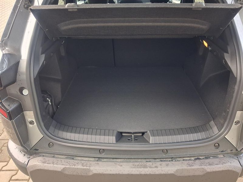 Dacia Duster (2026) Journey hybrid-G 150 4x4 - fotka 33 z 41