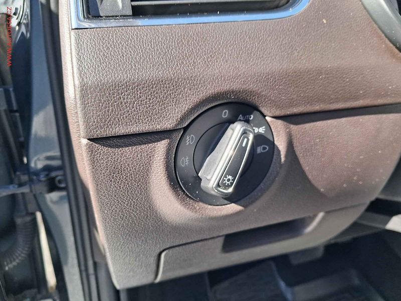Škoda Octavia (2018) 2.0 TDi 4x4, ČR, L&K, DSG - fotka 15 z 19