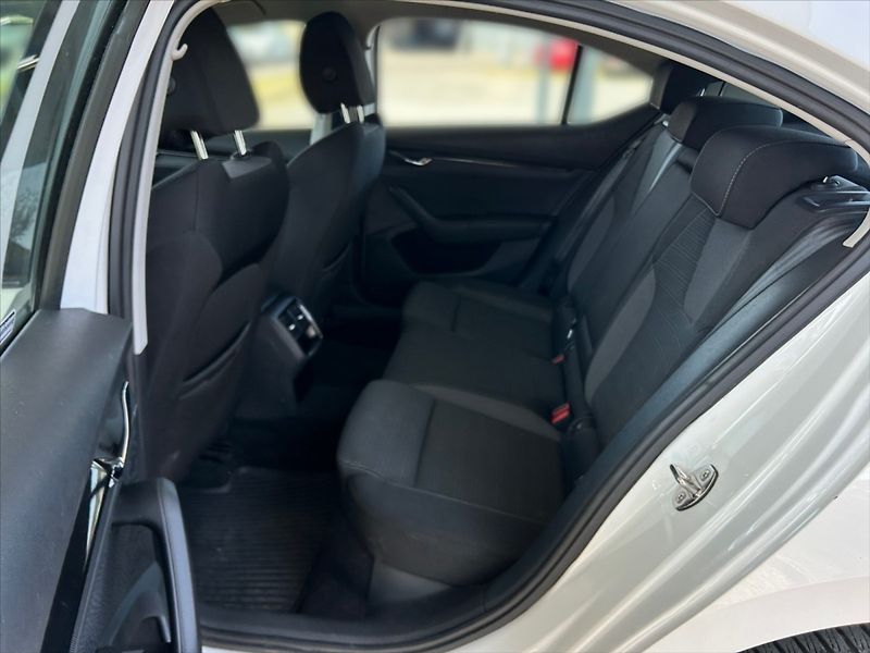 Škoda Octavia 2,0 TDI 85 Ambition - fotka 8 z 11