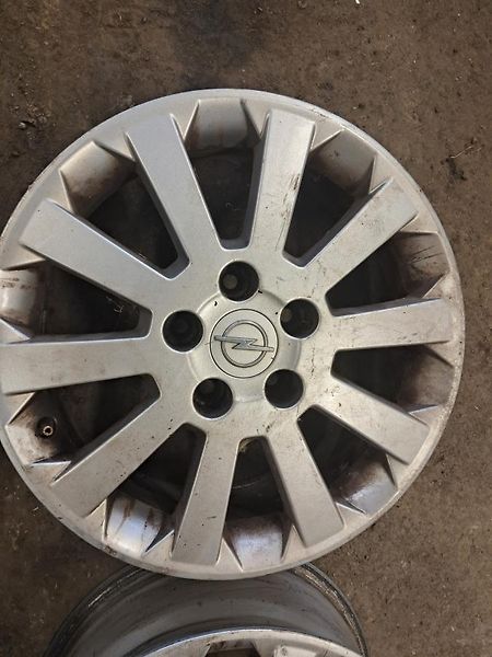 Opel Vectra alu kola 5x110 R16 - fotka 4 z 7