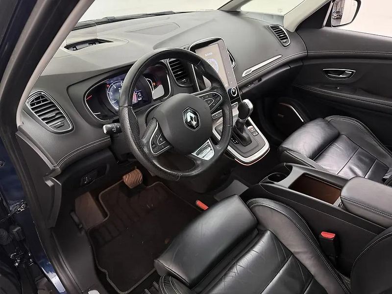 Renault Grand Scénic 1.3TCe Aut. Initi. Paris 7Míst - fotka 3 z 16