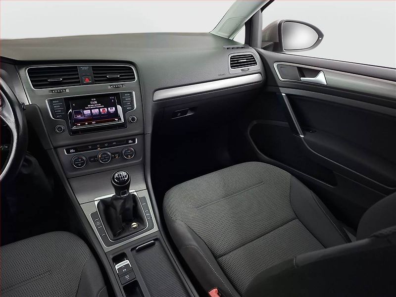 Volkswagen Golf (2013) 1.4 TSI, Tempomat - fotka 8 z 18