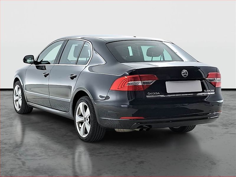 Škoda Superb (2014) Elegance 1.6 TDI, Xenony - fotka 4 z 18