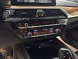 BMW Řada 5 3,0   540i LUXURY M-PAKET HARM - náhled 18