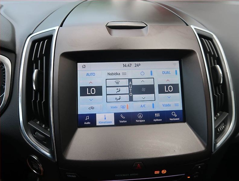 Ford Galaxy (2019) 2.0 EcoBlue, Automat, 7 míst - fotka 24 z 26