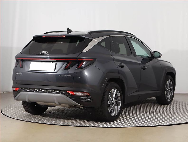 Hyundai Tucson (2023) 1.6 T-GDI - fotka 5 z 23