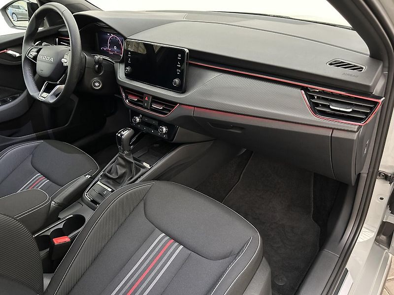 Škoda Scala 1.5 TSI Monte Carlo - fotka 28 z 28
