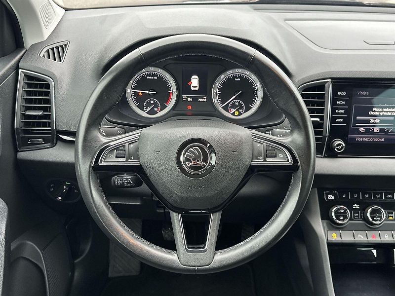 Škoda Karoq (2020) 2.0 TDI Style - fotka 6 z 28