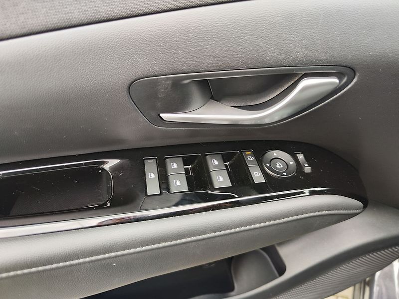 Hyundai Tucson 1.6 T-GDI/158kW PRM LUX HEV AT - fotka 36 z 39