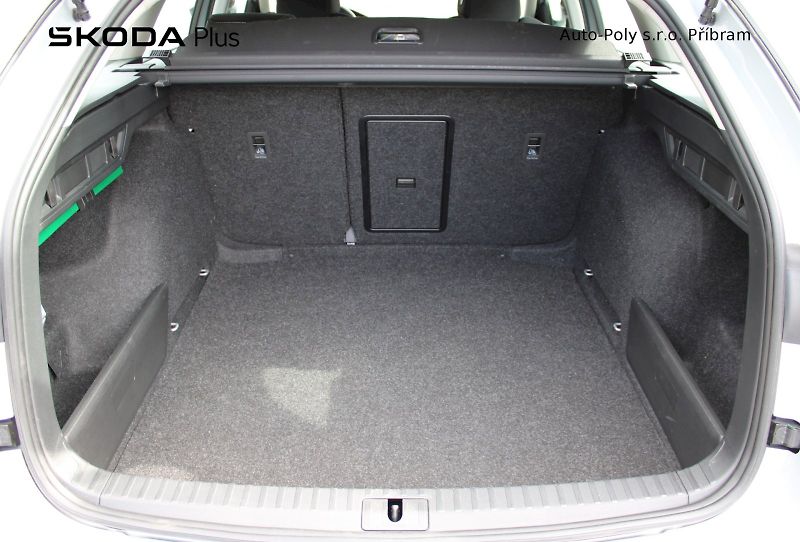 Škoda Octavia (2024) Ambition 1.5TSI / 110kW 6°MP - fotka 21 z 23