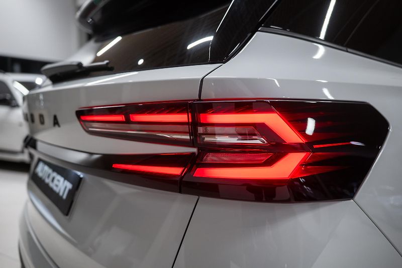 Škoda Kodiaq (2025) SPORTLINE TDI 142Kw 4x4 TAŽNÉ  - fotka 7 z 46