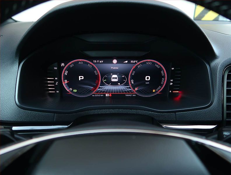 Škoda Karoq (2023) Sportline 1.5 TSI, Sport-Line - fotka 11 z 20