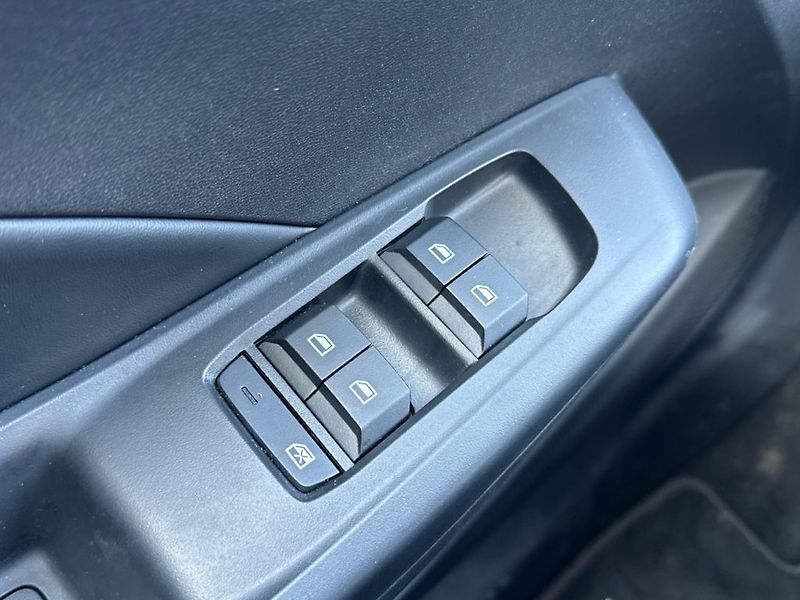 MG MG3 (2025) EXCLUSIVE 1.5 HEV Hybrid+ - fotka 19 z 22