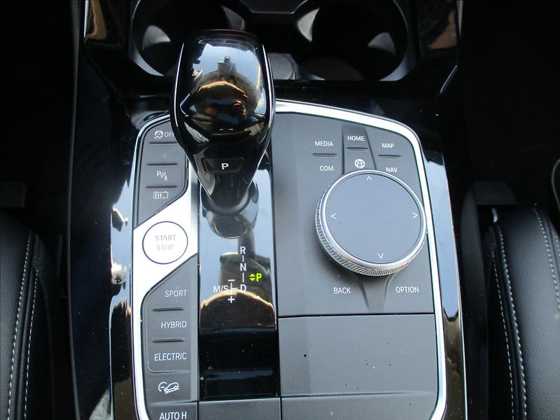 BMW X3 2,0 i xDrive 30e 215kw Hybrid - fotka 21 z 31