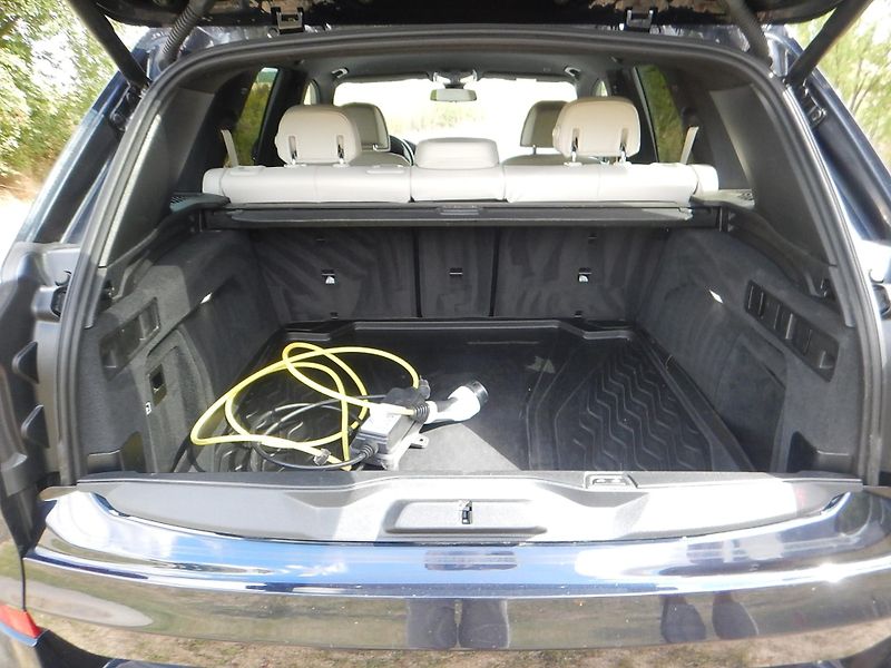 BMW X5 xDrive45e, ČR, 1. MAJ. - fotka 15 z 27