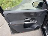 Mercedes-Benz GLB 200D AMG LINE automat závěs  - náhled 15