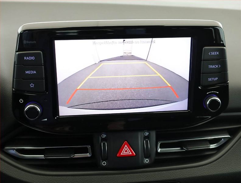 Hyundai i30 (2022) 1.0 T-GDI, ČR,1.maj - fotka 15 z 19