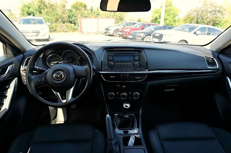 Mazda 6 (2013) 6 2.0 107 kW - fotka 25 z 46