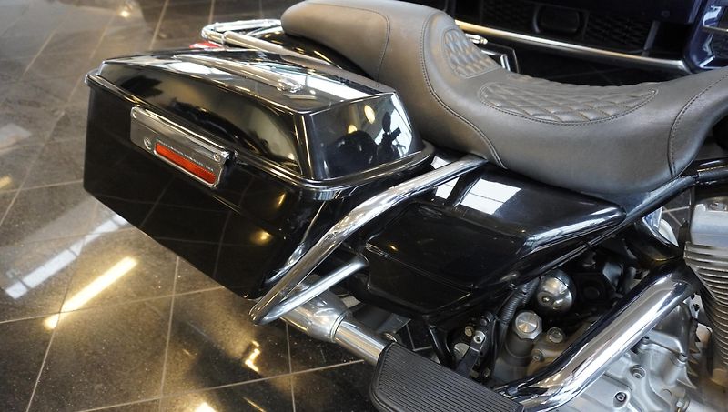Harley-Davidson Electra Glide Standard 1340 - fotka 17 z 19
