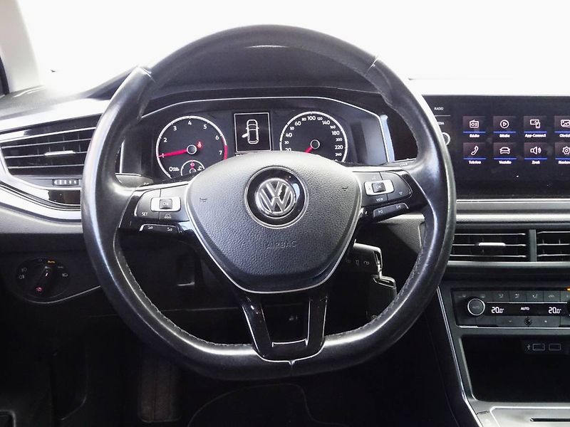 Volkswagen Polo (2018) 1,0 TSi/ 85kW Highline - fotka 7 z 26