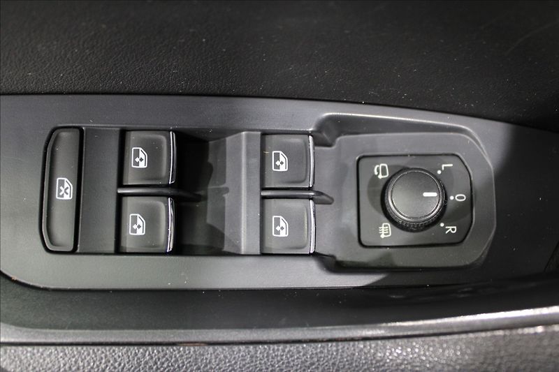 Škoda Kodiaq 2,0 TDI DSG 4x4 Style - fotka 15 z 35