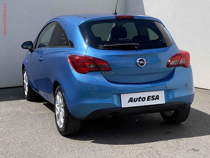 Opel Corsa (2019) 1.4i, Sport - fotka 6 z 17