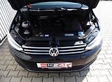Volkswagen Touran 2.0 TDi Highline Navi Webasto - náhled 16