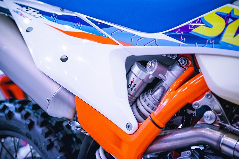 KTM 450 EXC SIX DAYS NOVÁ 0 KM  - fotka 41 z 50