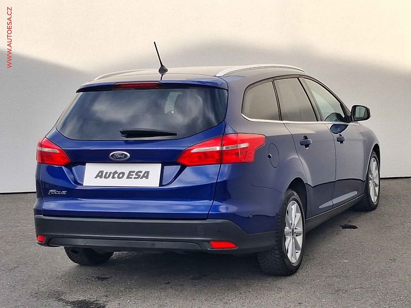 Ford Focus (2018) 1.5TDCI, 2.maj,ČR, navi - fotka 4 z 18
