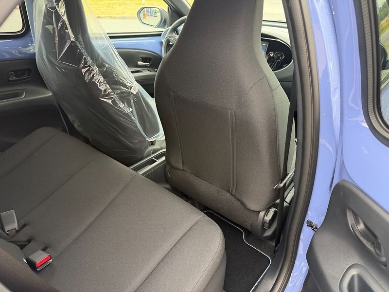 Toyota Aygo 1.5HEV Style Smart - fotka 8 z 9