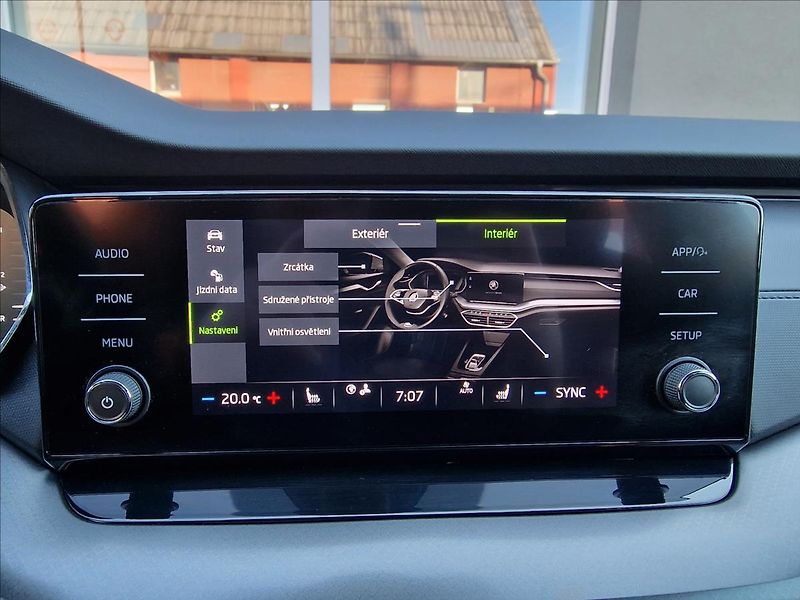 Škoda Octavia 2.0 TDI DSG,REZERVACE - fotka 29 z 50