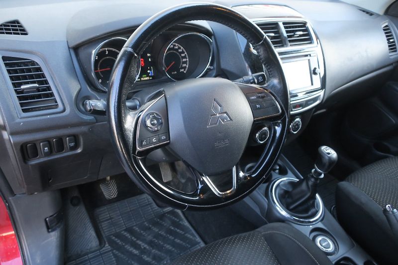 Mitsubishi ASX (2015) INTENSE+ 1.6 DI-D 4WD - fotka 13 z 50