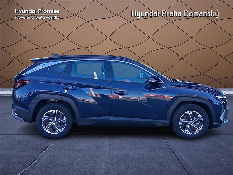 Hyundai Tucson 1,6   SMART - fotka 7 z 9