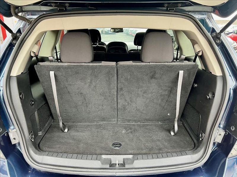 Fiat Freemont 2,0 Mjet URBAN / 7MÍST / - fotka 15 z 43