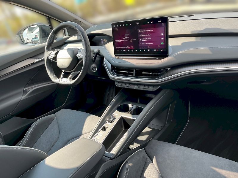 Škoda Enyaq (2026) Sportline 85 kWh 210 kW - fotka 28 z 35