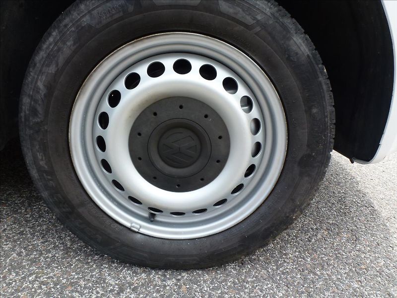 Volkswagen Transporter 2,0 TDI Long L2 Klima 6 míst - fotka 43 z 44