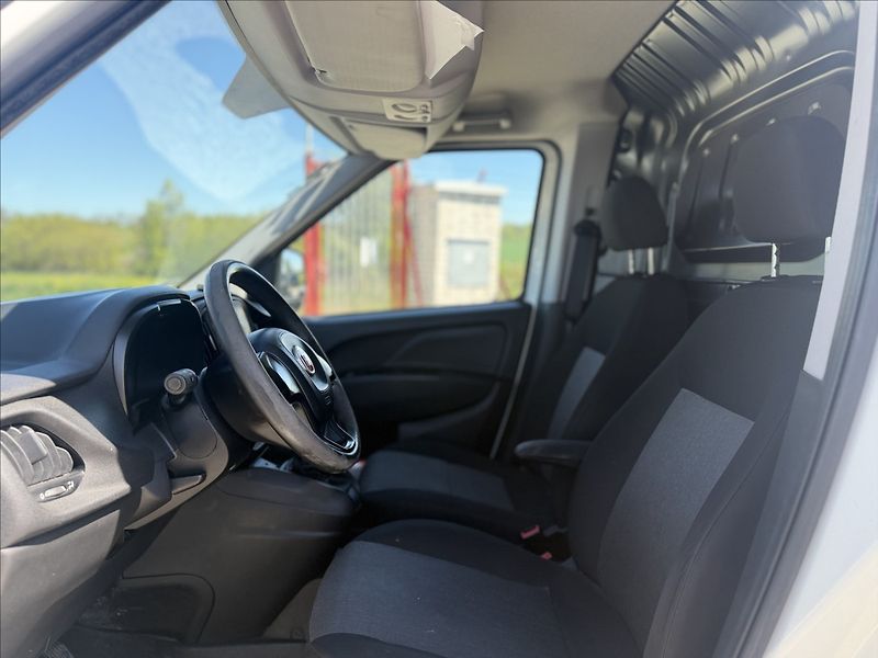Fiat Dobló JTD 70kW KLIMA - fotka 9 z 27