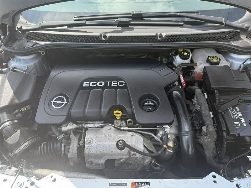 Opel Astra 1,6 CDTi - fotka 27 z 28