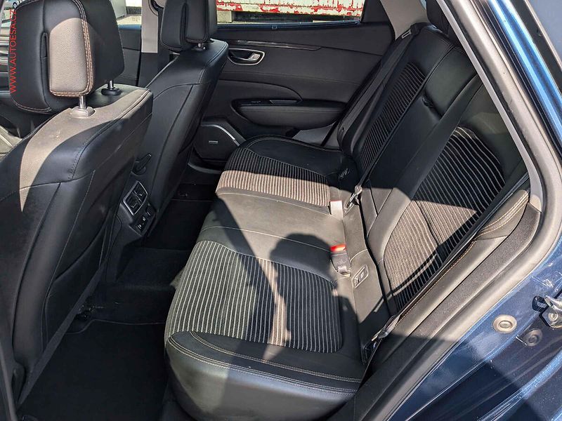 Renault Talisman (2016) 1.6dCi 4Control, 1.maj, AT - fotka 10 z 16