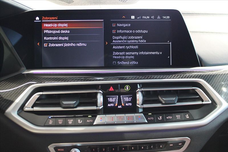 BMW X6 M50i xDrive adLED/360°/H&K - fotka 41 z 47