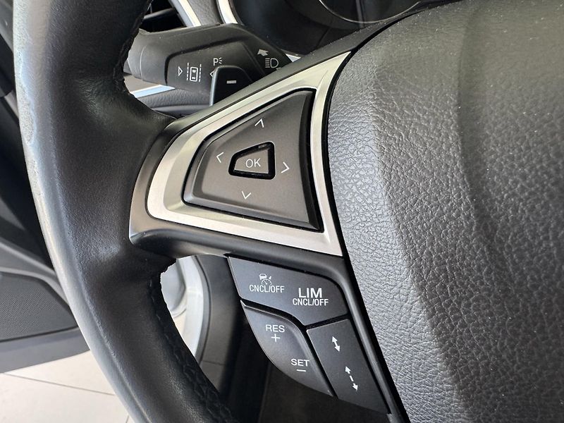 Ford S-MAX 2,0TDCi AT8*140kW*REZERVACE! - fotka 25 z 34