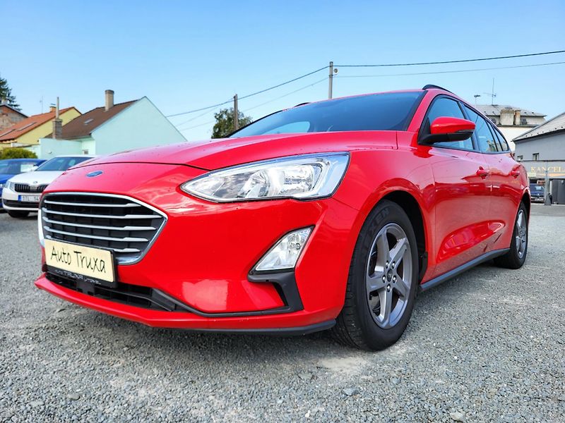 Ford Focus TREND 1.0 EcoBoost 92kW kombi - fotka 27 z 43