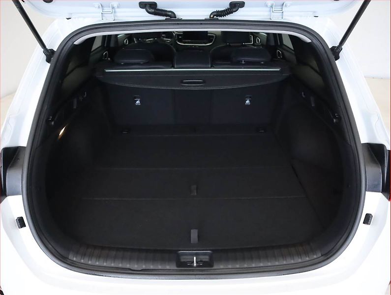 Kia Ceed (2025) 1.5 T-GDI - fotka 14 z 24
