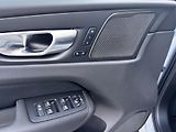 Volvo XC60 B5 AWD PLUS/360/1 maj/ + kola - náhled 13