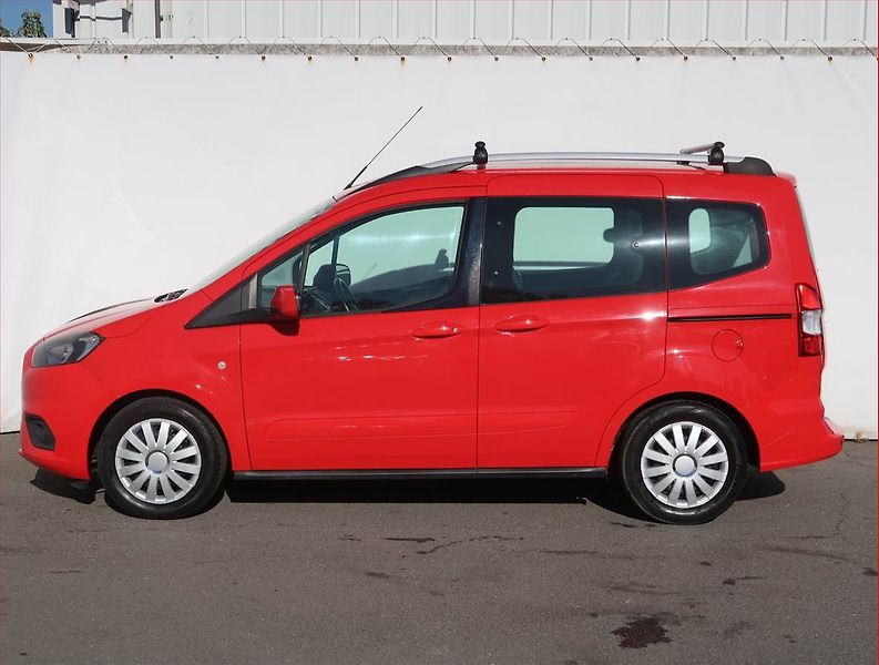 Ford Tourneo Courier (2019) Trend 1.0 EcoBoost, 5Míst, ČR - fotka 3 z 16
