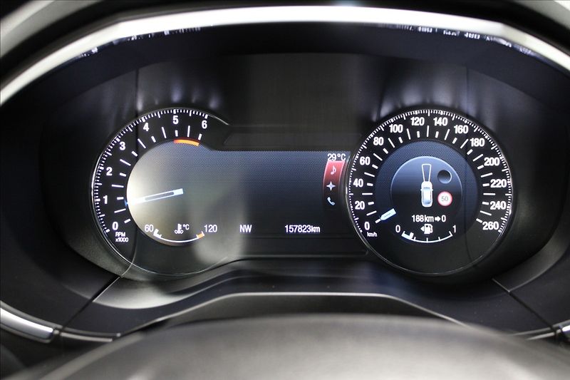 Ford Galaxy 2,0 TDCi 110kW Titanium 7 míst - fotka 23 z 38