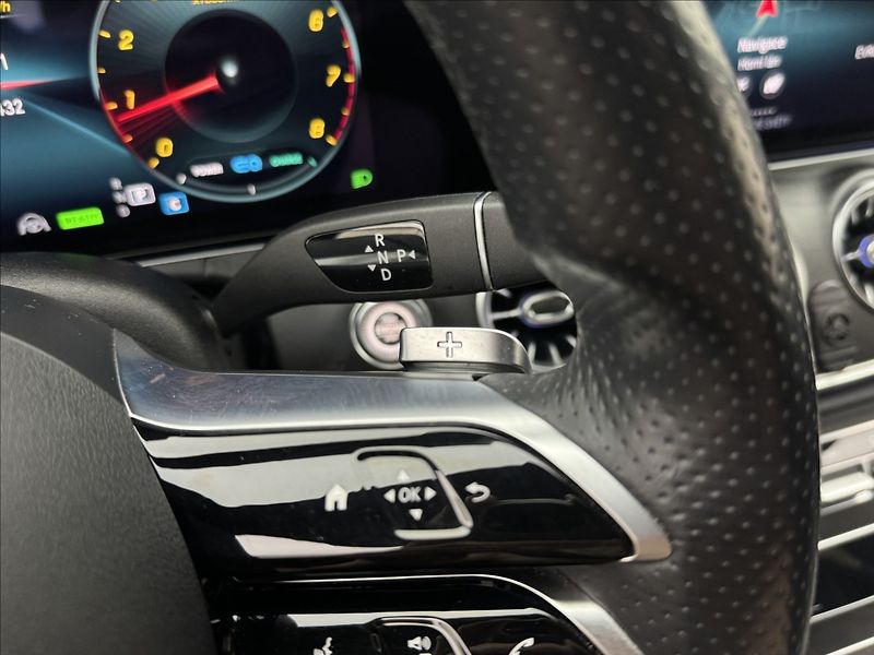 Mercedes-Benz CLS 3,0 450 4M AMG LED KŮŽE 360° - fotka 12 z 47