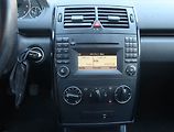 Mercedes-Benz Třídy A (2011) A 160, po STK, oblíbený vůz - náhled 12