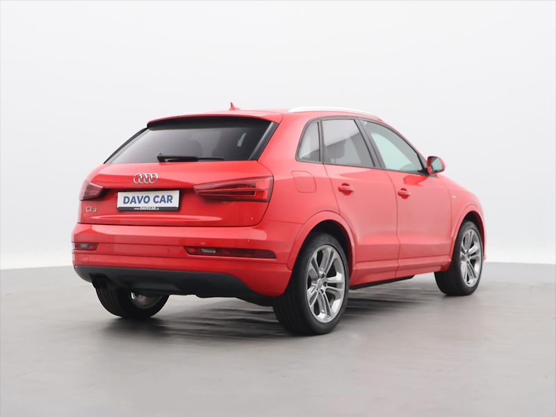 Audi Q3 2,0 TDI 88kW S tronic Basic - fotka 7 z 30