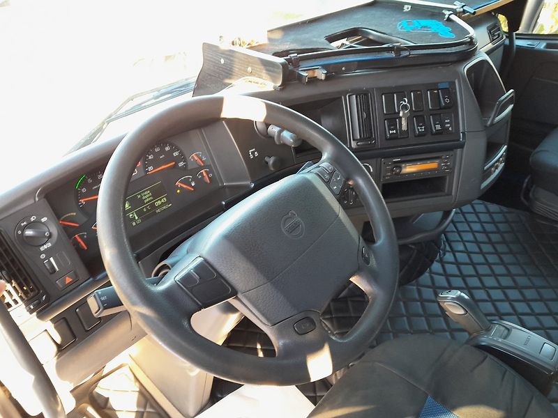 Volvo FH 500 EEV LowDeck / Meg - fotka 13 z 25